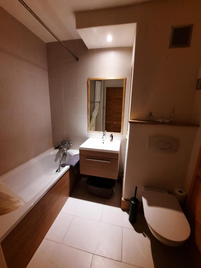 בריסל St Catherine - Sweet Home - Bxl - Studio Apartment With City View מראה חיצוני תמונה
